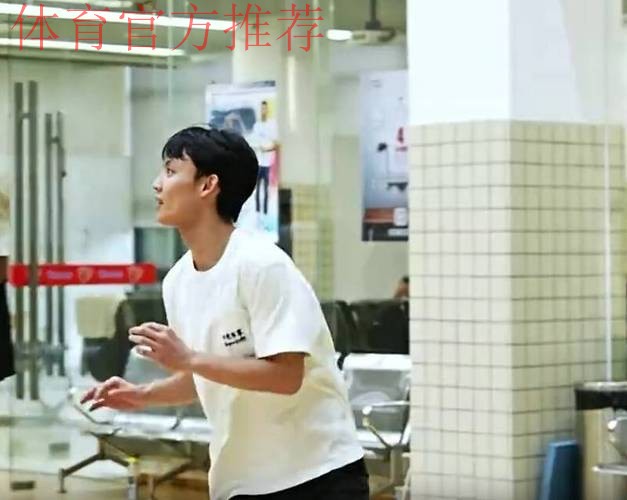 广东队积极备战！奎因心情大好 崔永熙亮相 王少杰归队