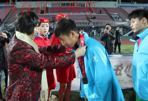 2015年“晋江杯”全国青少年男子足球冠军赛暨第一届国际青少年足球节开赛